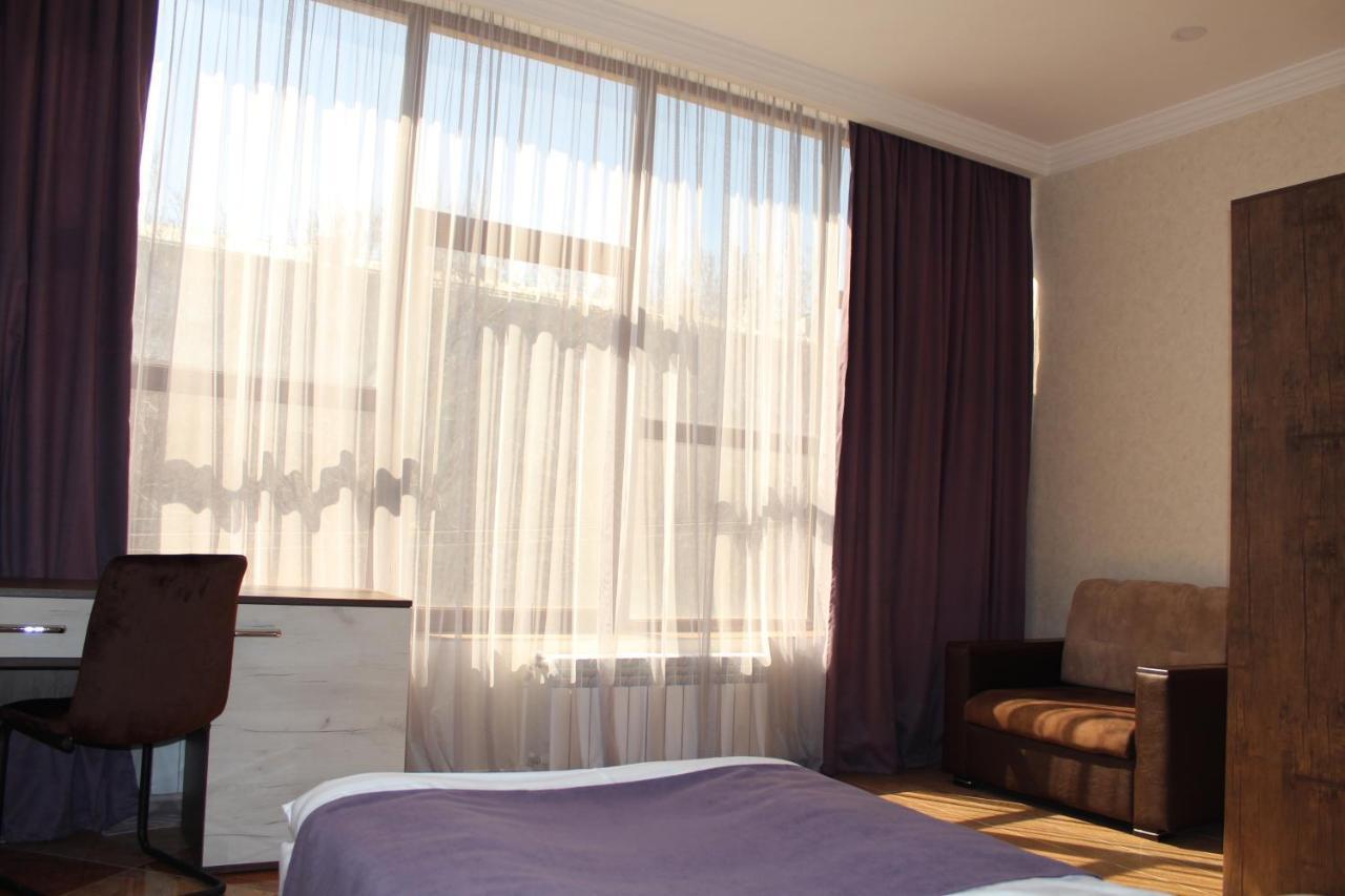 Cherry Garden Boutique Hotel Yeghegnadzor Екстериор снимка