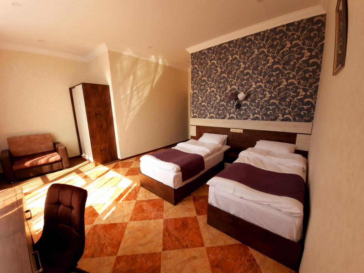 Cherry Garden Boutique Hotel Yeghegnadzor Екстериор снимка