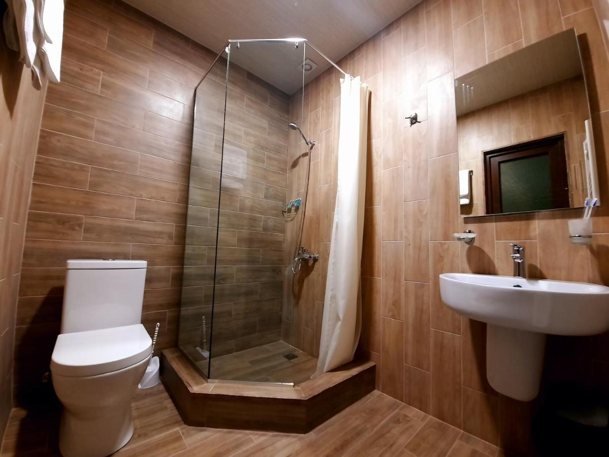Cherry Garden Boutique Hotel Yeghegnadzor Екстериор снимка