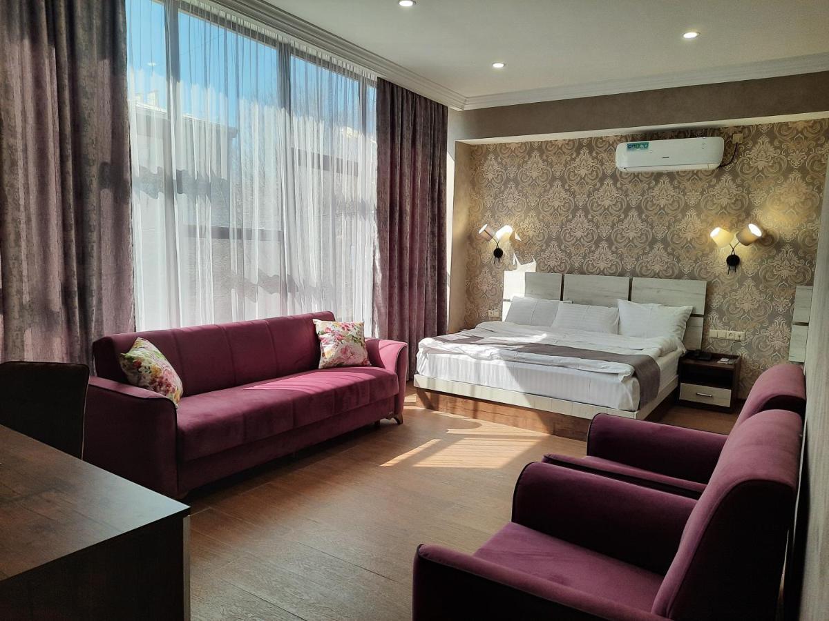 Cherry Garden Boutique Hotel Yeghegnadzor Екстериор снимка
